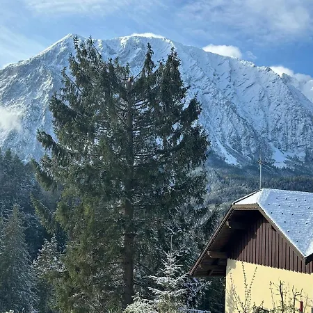 Brand-New Alpine Apartment Epic Mountain Views *